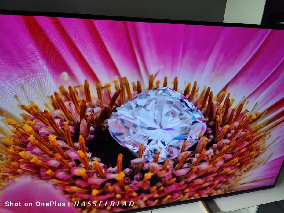 Oled Телевизор Sony 77 инча Android TV  модел 2021г. с два суббуфера