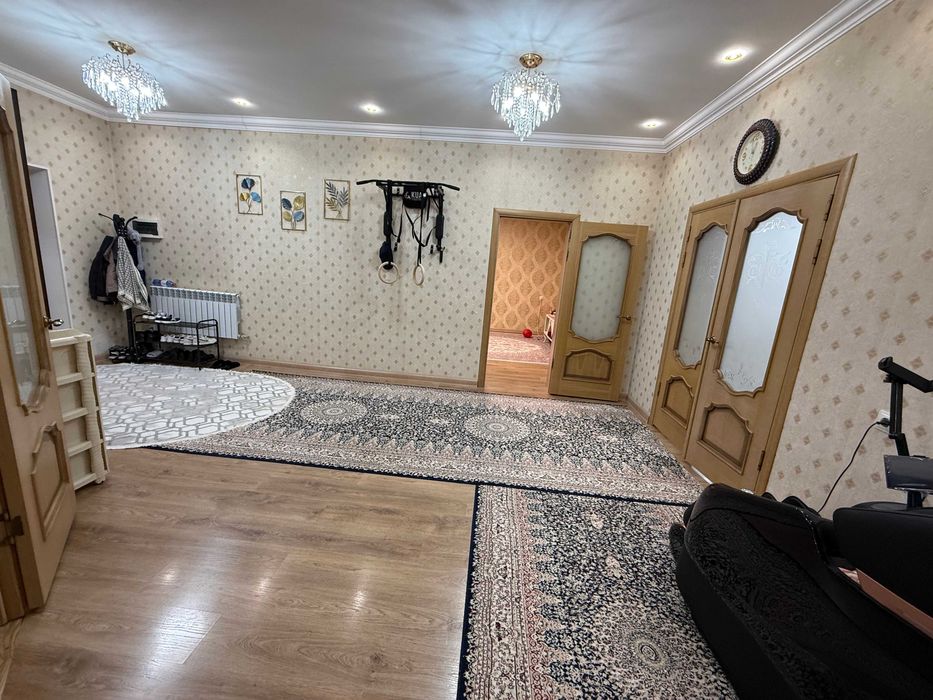 Дом в г.Шымкент, мкр.Акжайык.