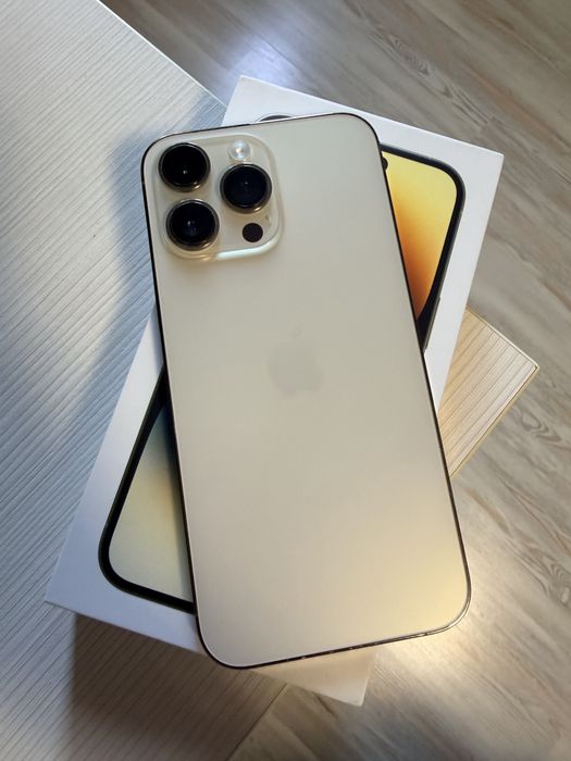Iphone 14 Pro Max stare excelentă,  husă și folii de stică CADOU, PREȚ FIX