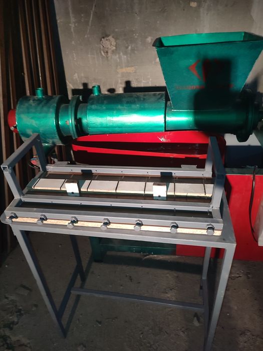 Принимаю фритюрное и растительное масло