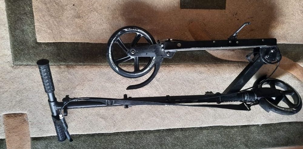 Vand trotineta REVEN