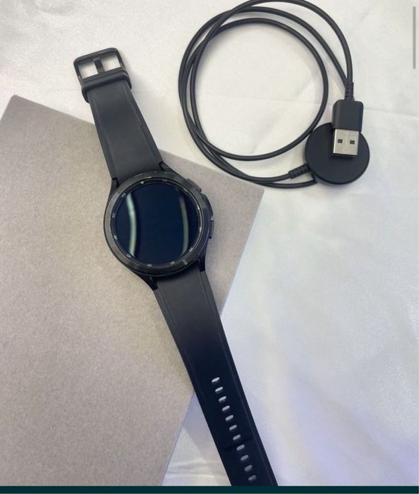 Смарт-часы Samsung Galaxy Watch