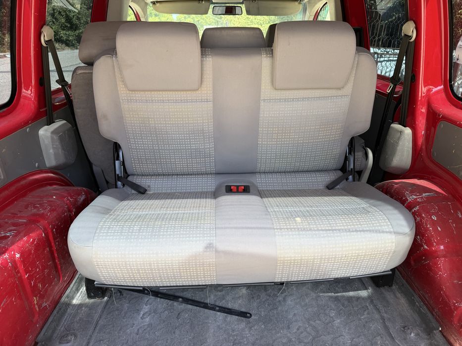 Седалки от фв кади / салом  vw caddy
