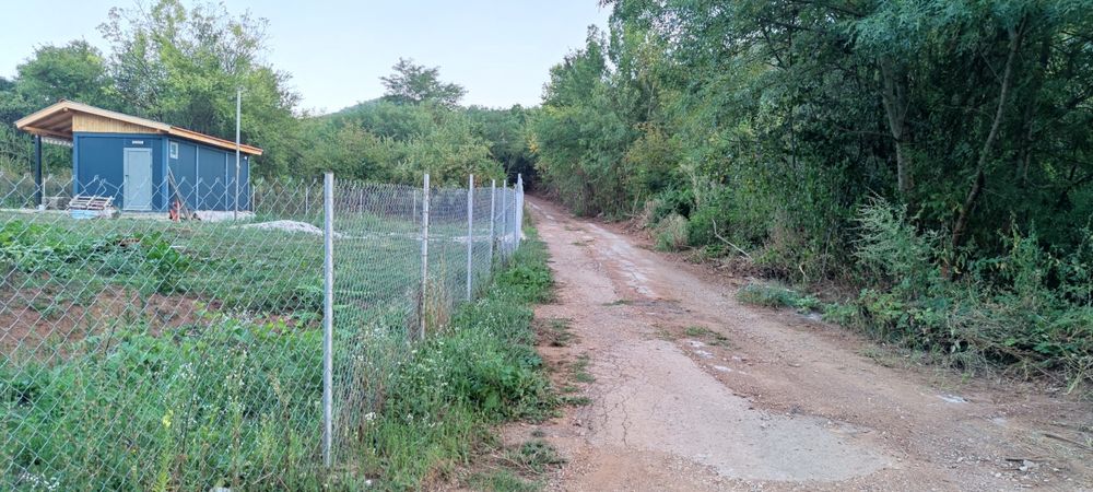 Продава се Парцел в Ботевград - 1293 кв.м за 49 €/кв.м - Снимка #4