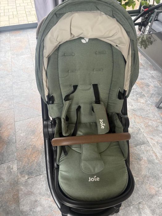 Carucior Joie versatrax 3 in 1