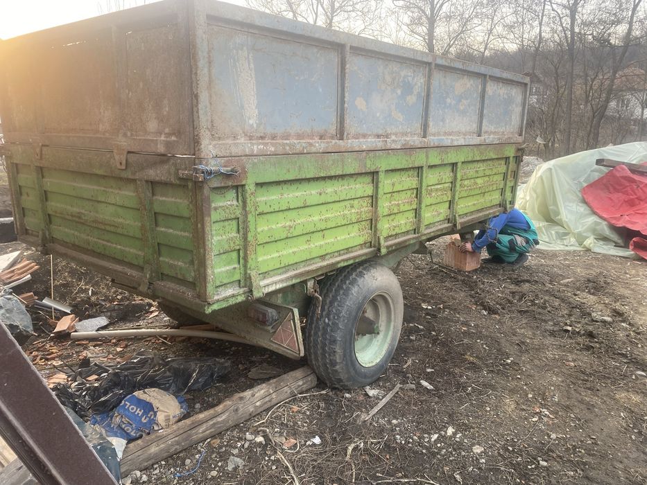 Utb romaneasca 445 ,550 cu remorca basculabila