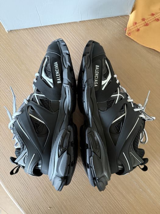 Balenciaga Track 43