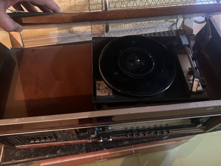 Винтажный радио