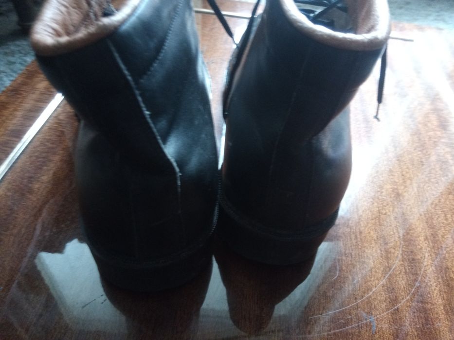 Мъжки обувки кожени шити