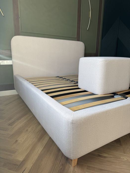 Кроват двухспальный