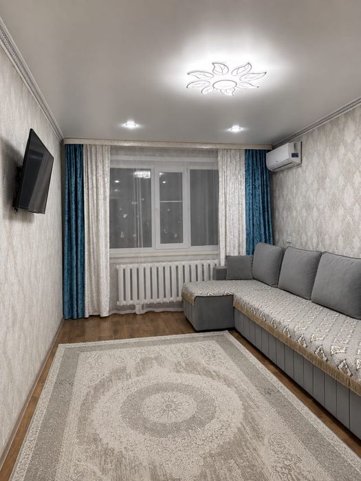 Продам 2 комн. квартиру.г.Аксу