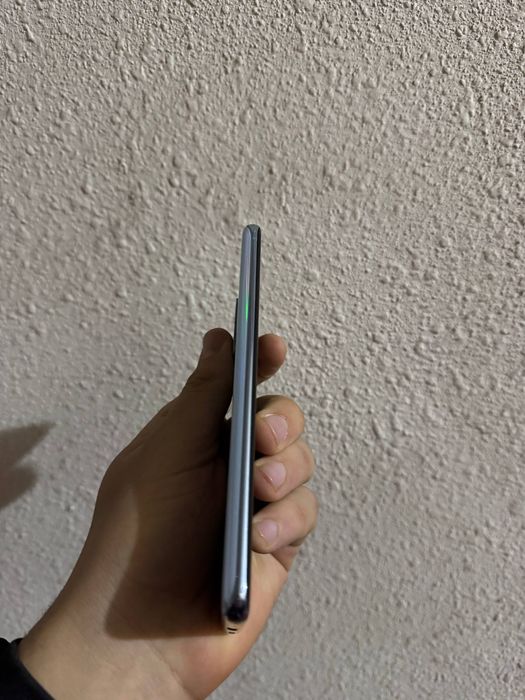 Samsung s20 5g  128г