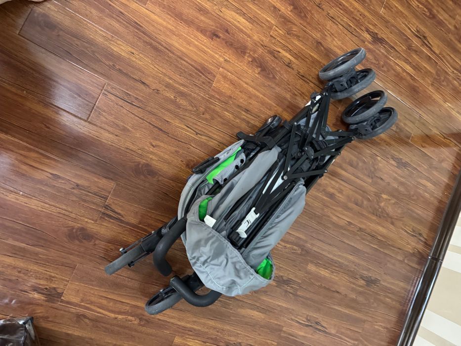 Коляска прогулочная Chicco