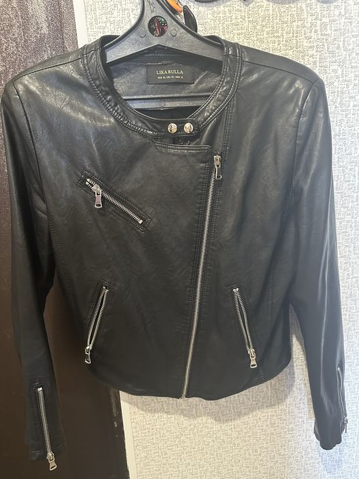 Кажаная куртка женская