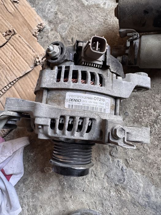 Генератор стартемен бірге