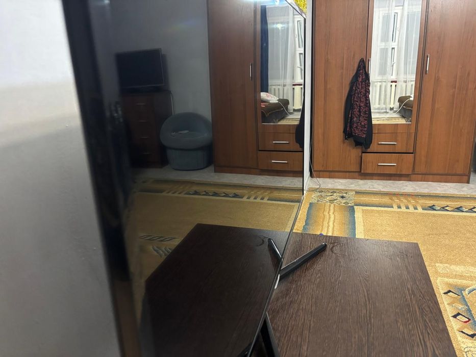 Продам смарт тв срочно