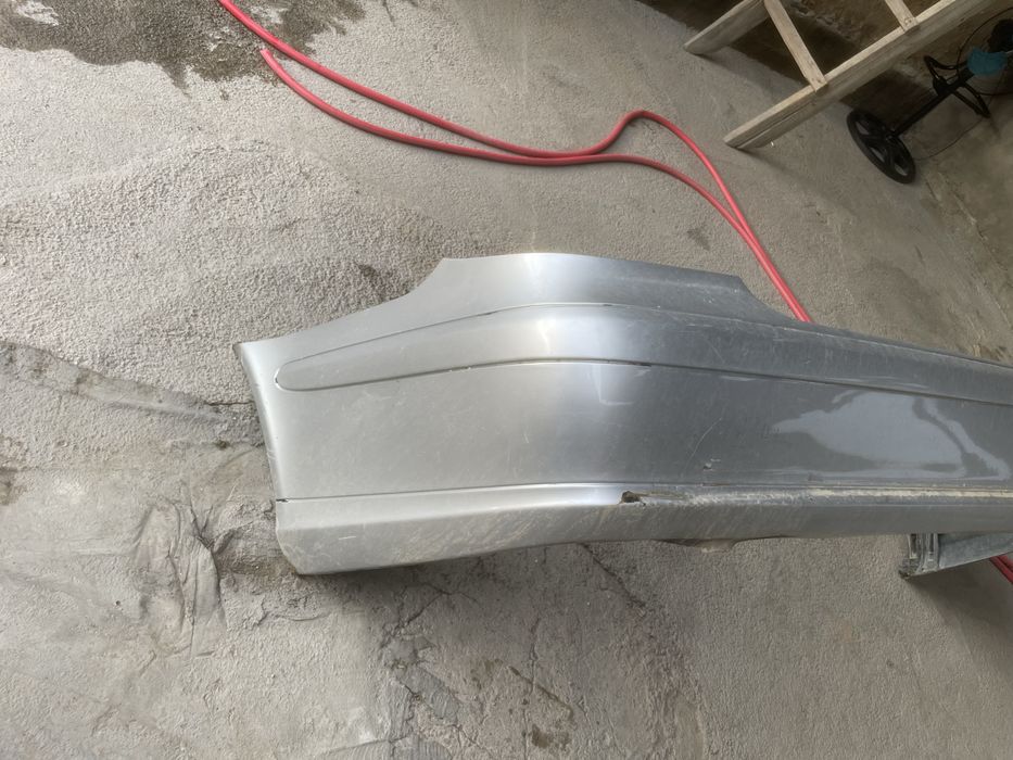 Продам бампер от w211