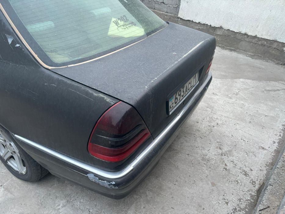 Mercedes Benz C280