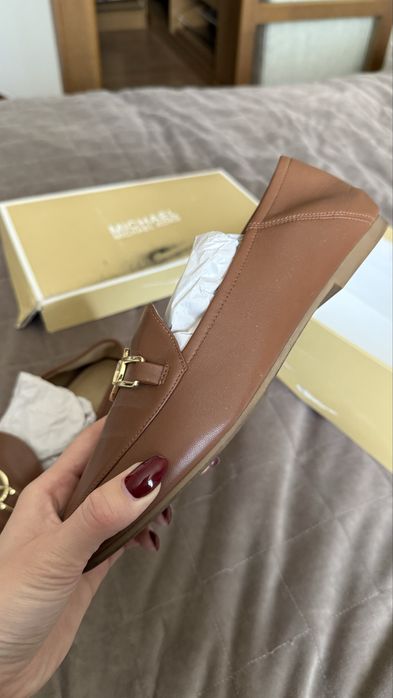 Продам лоферы/ балетки