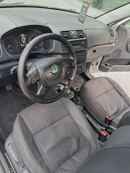 SKODA Fabia 2011 — imagine 4