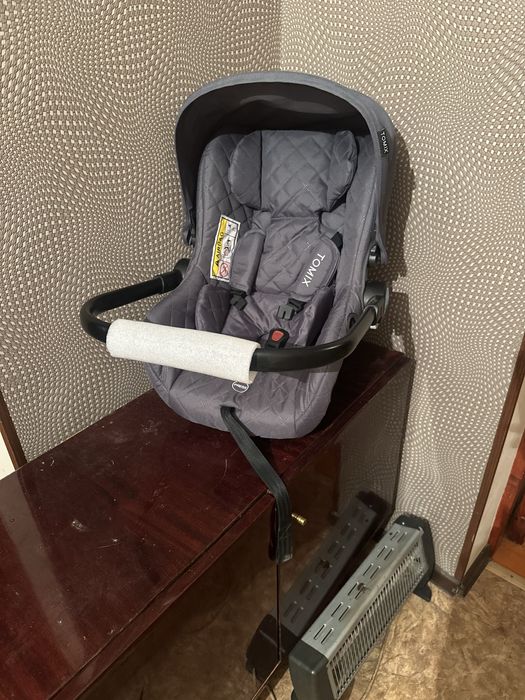 Продаётся новое автокресло от коляски.