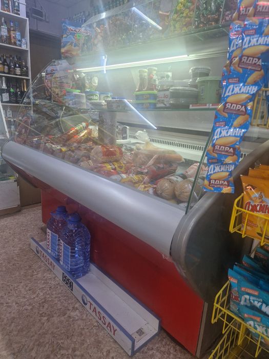 Продам колбасный холодильник