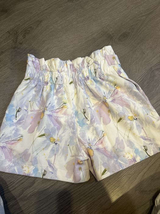 ЧИСТО  НОВИ къси панталони!