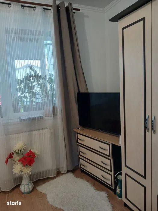 Apartament cu 2 camere, 42 mp, parcare, zona Terra