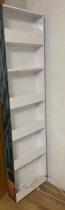 Dulap metal        .