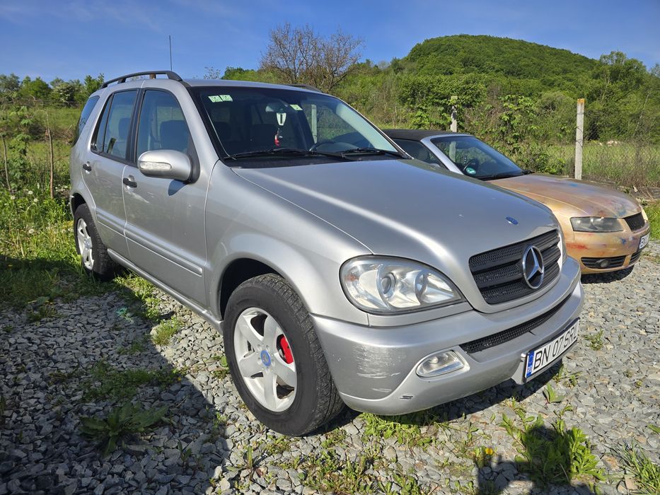 Mercedes-Benz ml270 w163