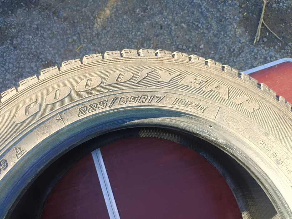 резина  всесезонная бу