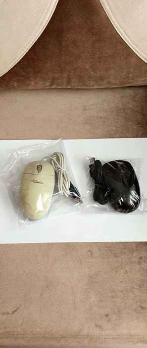 Mouse optic cu mufă USB - Fujitsu-Siemens/Genius, alb/negru