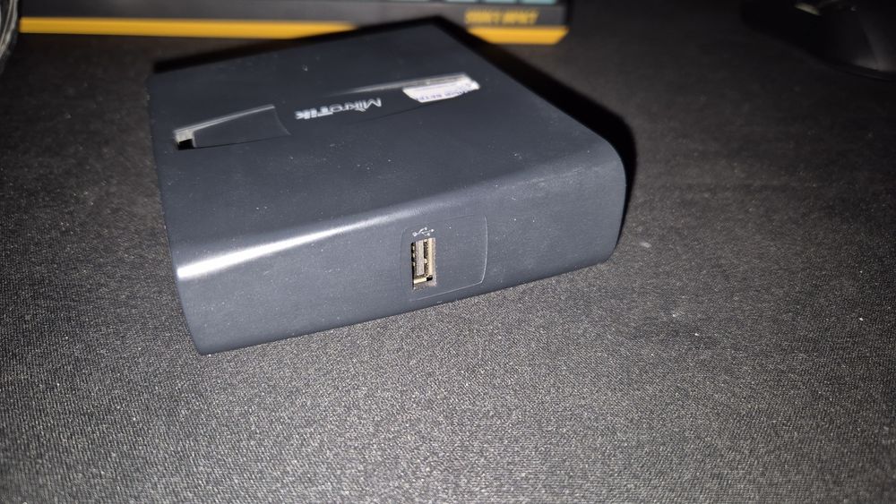 Роутер MikroTik hap ac RB951 u1