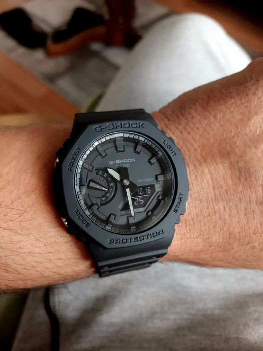 Casio G Shock GA 2100
