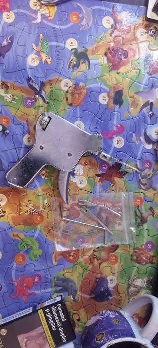 Pistol descuiat yale