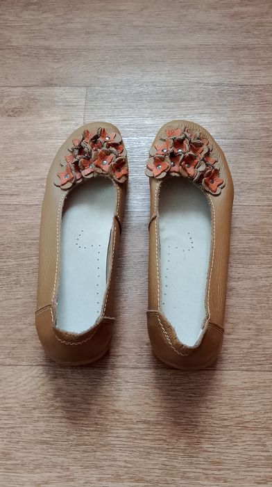 Обувь женская 37 размер