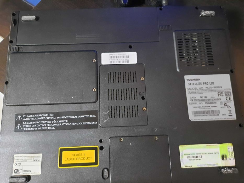 Laptop Toshiba Satellite PRO 20 model PSL2YE-00C005EN de colectie