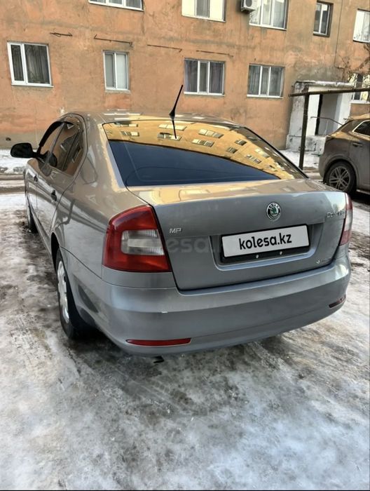 Шкода Октавия 3