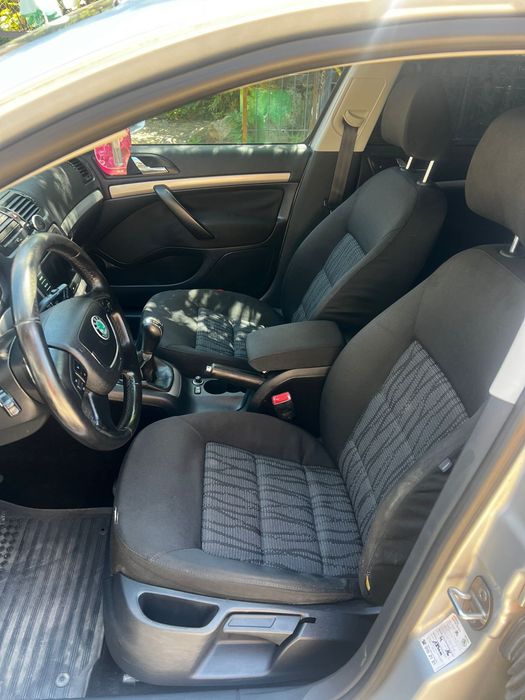 SKODA Octavia 2010 — imagine 5
