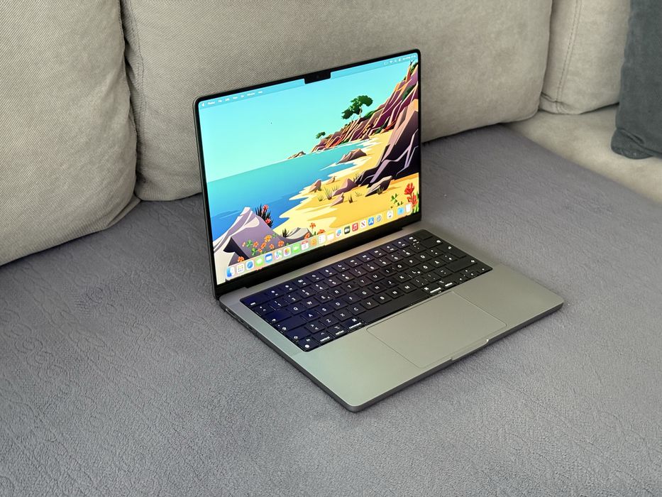 Като Нов  Macbook Pro 14’ M1 MAX/32GB Ram/1TB SSD