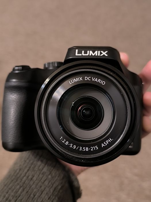 Panasonic Lumix FZ82 – superzoom 60× (20–1200mm), ideal pentru natură