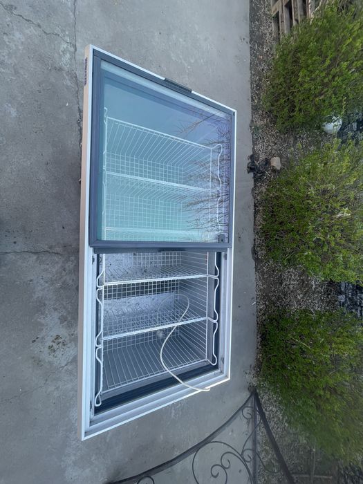 Морозильник в отличном состояние