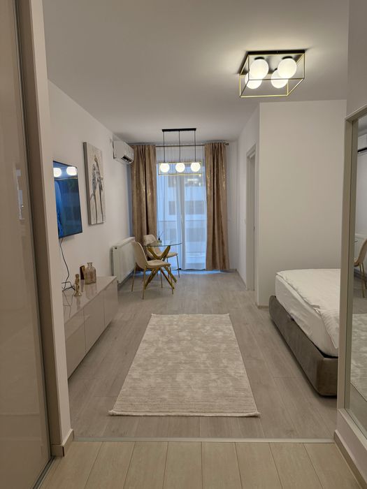 STUDIO HILS BRAUNER - mobilat (posibil preluare rate la dezvoltator)