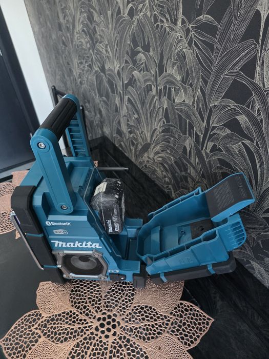 Radio Makita DMR 301