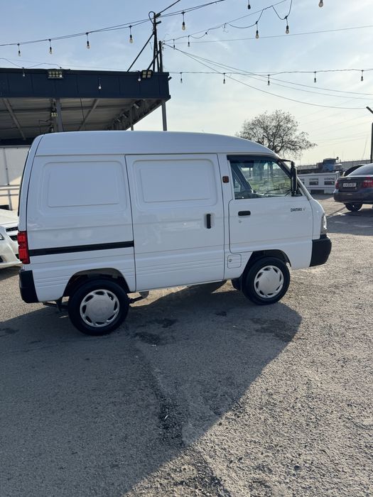 Damas van 2022 srochna sotiladi