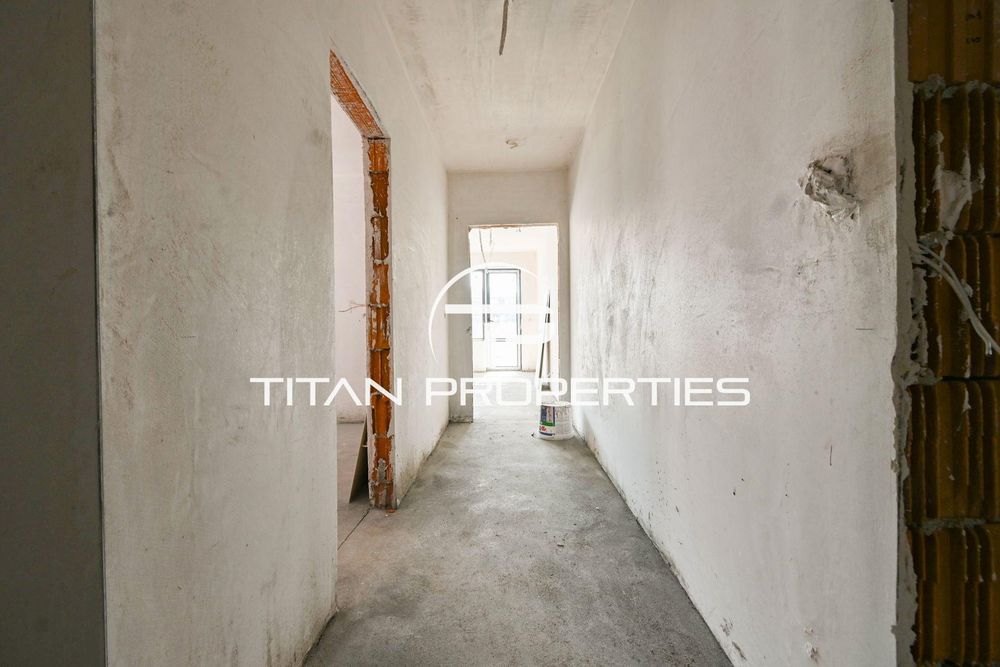 Тристаен,за продажба , ж.к. Студентски град