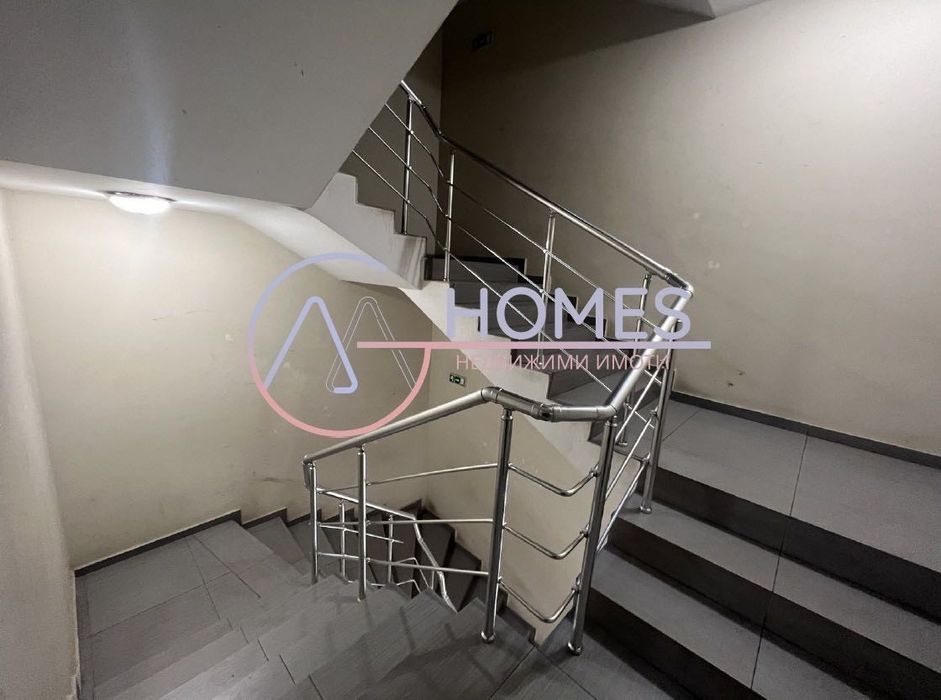 Продава се Тристаен апартамент в София, Илинден - 95 кв.м за 9 €/кв.м - Снимка #12