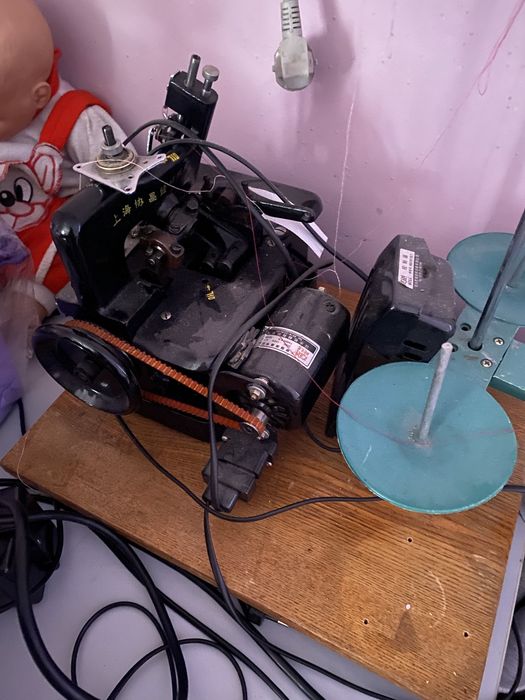 Шаейные машинки ( оверлог)