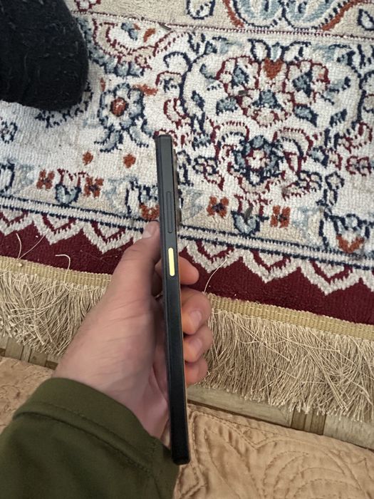 Продам Poco x5 pro 5G память 256