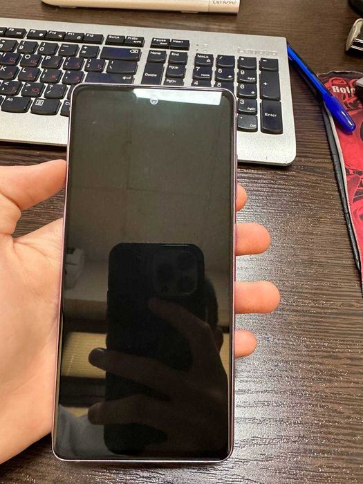 srochno Galaxy S20 FE sotiladi !!